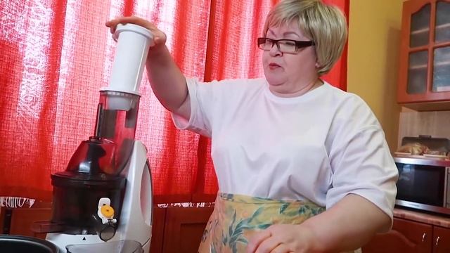 СКОЛЬКО СОКА В 1000 МОРКОВИ ? смотреть онлайн