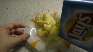 #61 Unboxing and review of food \ Анбоксинг и обзор еды (Чипсы лейс)