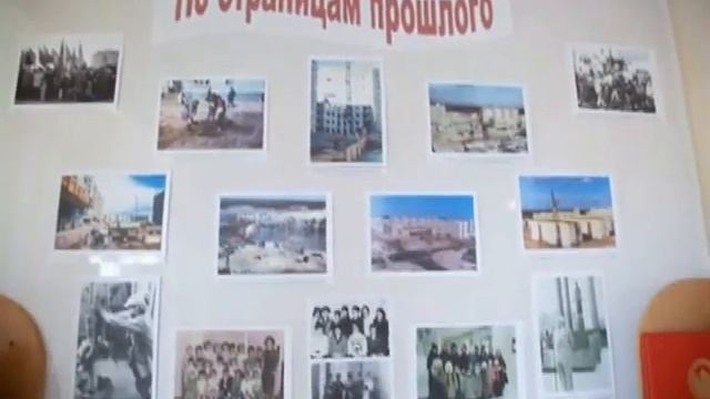 Экскурсия по музейным комнатам в детских садах, посвященная 35-летнему юбилею города Радужный. смотреть онлайн