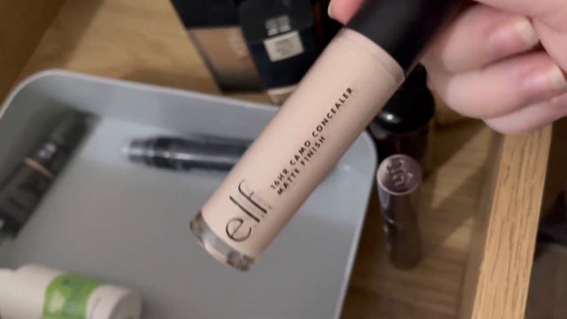 Makeup Declutter (Part 1) 💄 смотреть онлайн