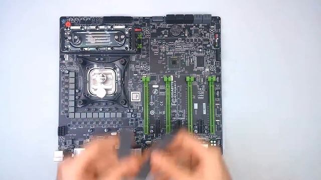 EK-FB GA G1.Sniper 5 - Acetal+Nickel Motherboard Block Unboxing and Mounting Tutorial - IMCustoms смотреть онлайн