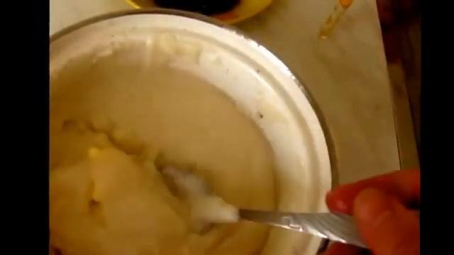 Молочная манная бабка ( манная каша с ягодами и подливкой).