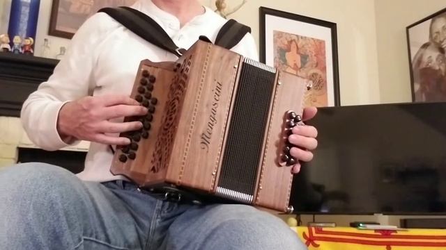 L'ile Doree - an Occitan waltz - GC Mengascini Diatonic Accordion смотреть онлайн