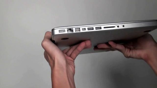Tinhte.vn - Trên tay MBP 2012 смотреть онлайн