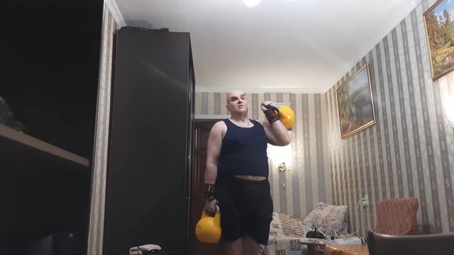 упражнение весы с двумя гирями по 16 кг из строгой стойки смотреть онлайн