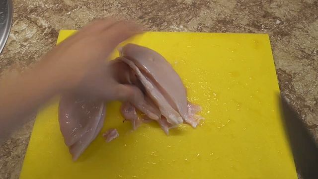 Как разделать курицу \Быстро и легко.Делаем суповой набор,крылышки,куриную грудку,бедрышки и т.д. смотреть онлайн