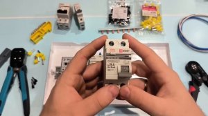 Собираем САМЫЙ ДЕШЕВЫЙ и БЕЗОПАСНЫЙ электрощит. Как собрать электро щит новичку.