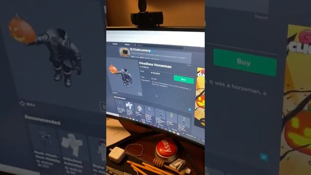 Buying the headless Horseman on Roblox (Dream Item) смотреть онлайн
