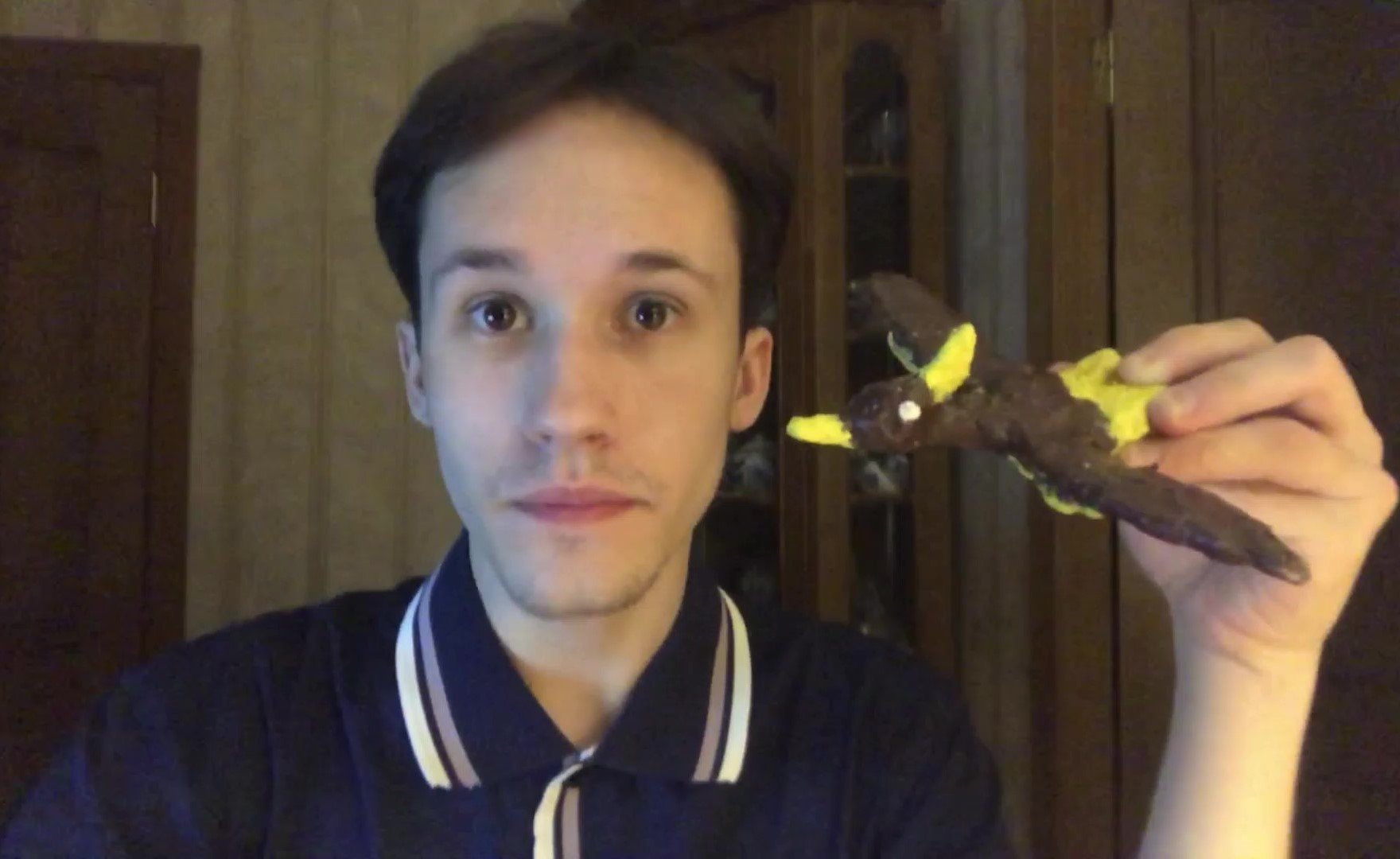 Один из самых известных летающих ящеров: леплю из глины птеранодона смотреть онлайн