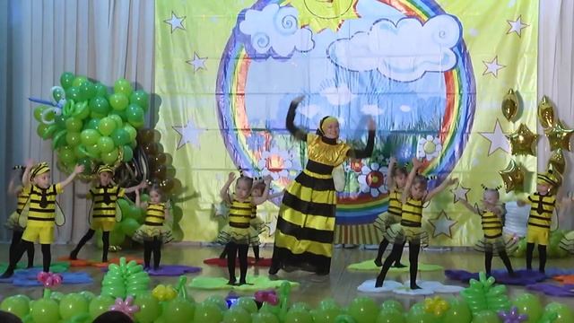 МАДОУ Детский сад №35 город Уфа Республика Башкортостан, танец "Забавные пчёлки" смотреть онлайн