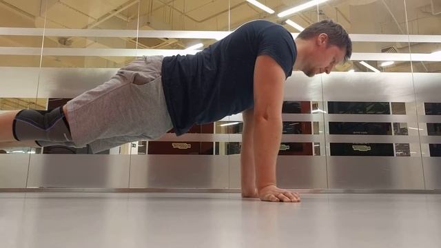 Неделя 4. Упор лежа в статике. смотреть онлайн