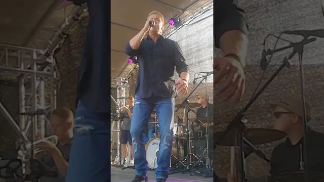 Olli Lindholm ~ rakkaus on lumivalkoinen ~ 27.7.2016 Naantali смотреть онлайн