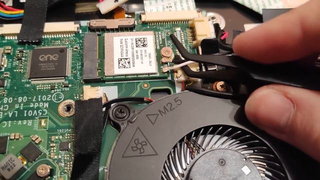 Разборка Acer Nitro 5 AN515-31-547R. Замена матрицы, HDD | SSD, ОЗУ, чистка радиатора смотреть онлайн