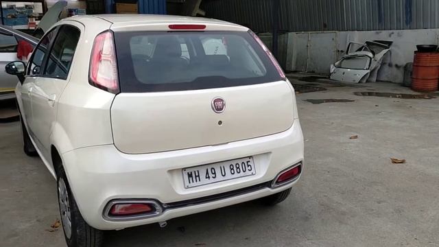 fiat Punto complete restoration.... dent and paint .by S JALIL AUTOMOBILE NAGPUR смотреть онлайн