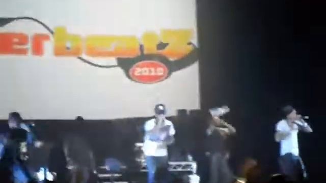 She be Like (Bom Bom Bom) Git Fresh Featuring Flo Rida смотреть онлайн