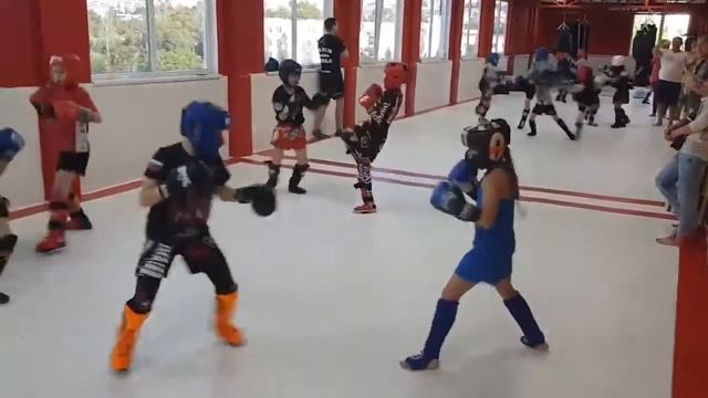 Анастасия Т 34 Тюнина 9 лет Первая травма Спарринги 06 06 2018г смотреть онлайн