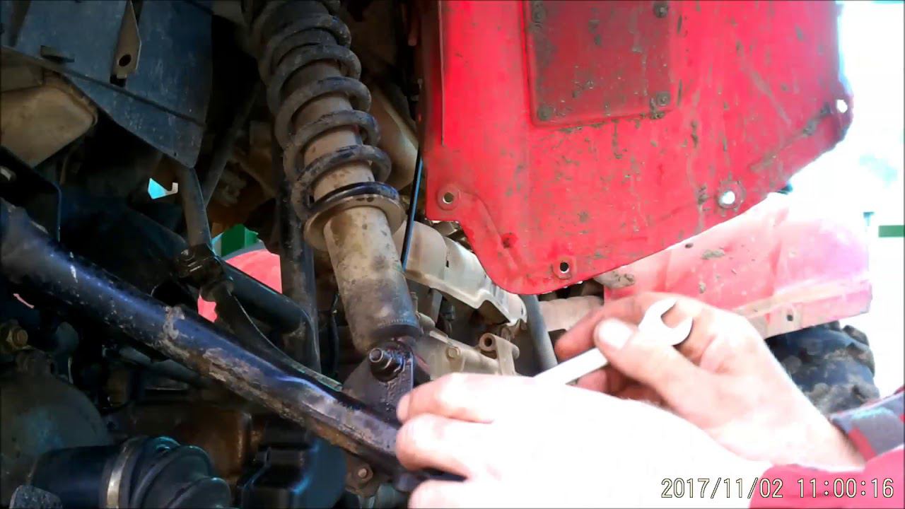 Замена шаровых опор Honda TRX420FA смотреть онлайн