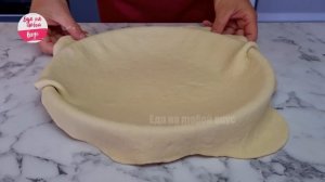 Вот, как просто и красиво можно украсить пирог! Готовим Нежный пирог с капустной начинкой в духовке