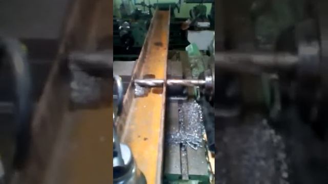 Фрезерный станок 675 сверление на сквозь. смотреть онлайн