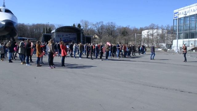 DSC 6551 2015.04.12 - Москва - ЦКиО - Новый Рубеж - Флешмоб - За Русский космос ! смотреть онлайн