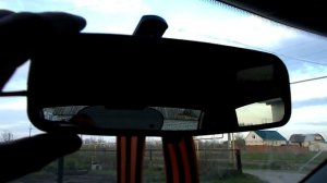 Болтается зеркало заднего вида. Вибрация зеркала заднего вида