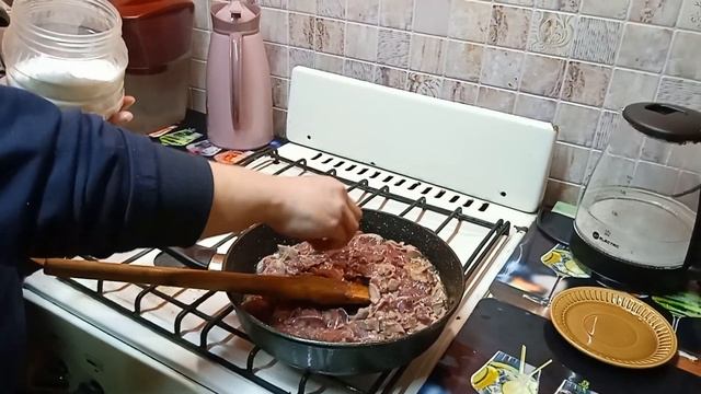Самый необычный САЛАТ с куриной печенью. Мне очень понравился !!! смотреть онлайн