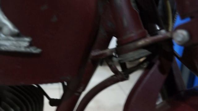 СОВЕТСКИЙ МОТОЦИКЛ К-175 "КОВРОВЕЦ" 1960 ГОДА. смотреть онлайн