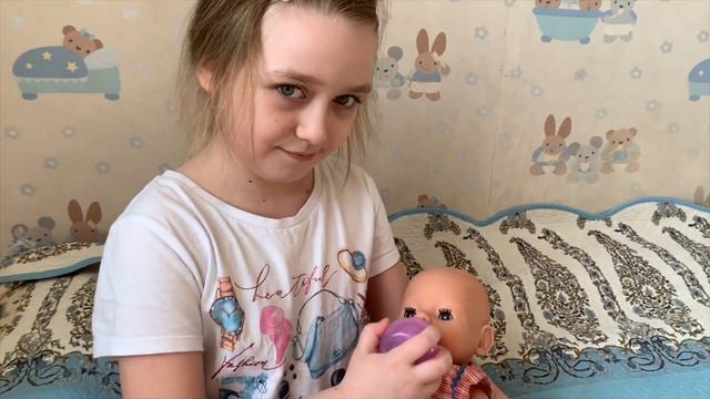 Ксения играет в дочки-матери Видео для девочек от Xenia смотреть онлайн