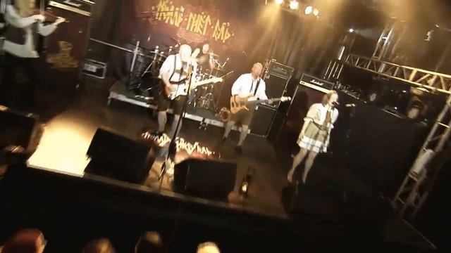 Тролль Гнет Ель. Красно Желтые Дни. Гр. Кино смотреть онлайн