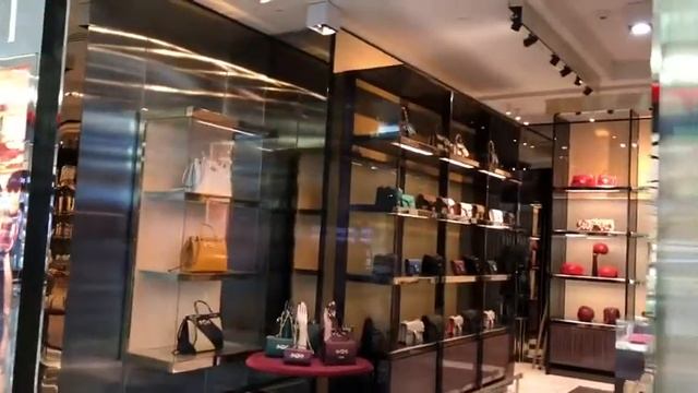 Dubai Airport Duty Free Shopping Paradise