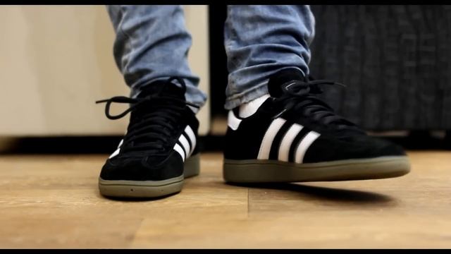 ONFEET | Adidas Handball Spezial Black\White смотреть онлайн