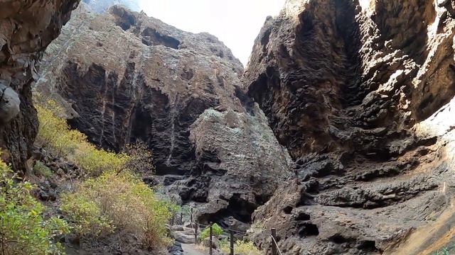 Ущелие Маска ч2. Полпути  Нас встречает связной