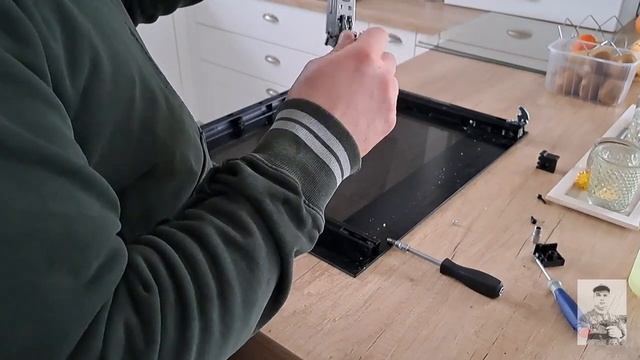 27 Whirlpool 6-th sens AKZM 8480 demontaż-montaż drzwiczek....... #DIY | #PiotrMajsterkowicz смотреть онлайн