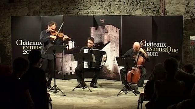 A. Vivaldi - Sonata In Do Minore RV83 ( Violino Barocco, Violoncello Barocco E Fisarmonica 415)