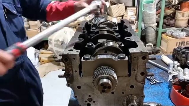 CAT *3054C* ENGINE OVERHAUL,PART 1 смотреть онлайн