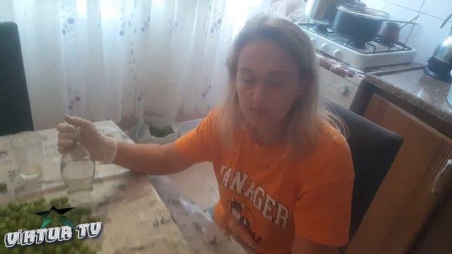 КАК ПРАВИЛЬНО СОЛИТЬ ОЛИВКИ. ТУРЕЦКИЙ ДЕРЕВЕНСКИЙ МЕТОД КЫРМА смотреть онлайн