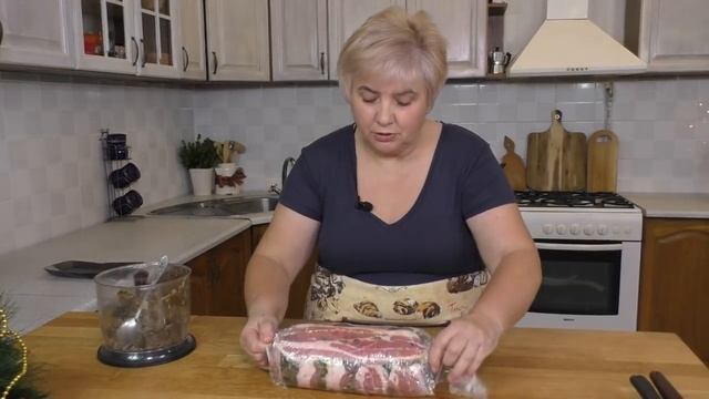 Блюда на Новый год. СВИНИНА ПО-ПРАЗДНИЧНОМУ. Мой опыт. смотреть онлайн