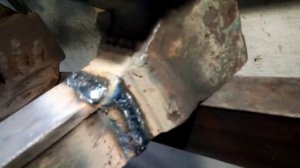 Ремонт тисков. Сварка чугуна электродом.