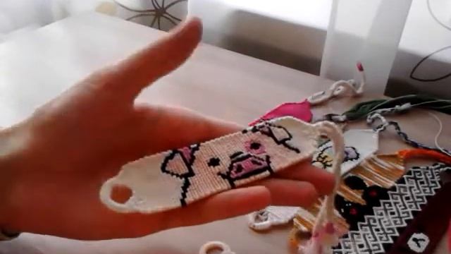 Фенечки за октябрь смотреть онлайн