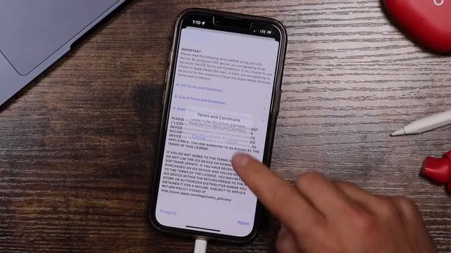 How To Install iOS 16 - How To Update iPhone To iOS 16 Tutorial смотреть онлайн