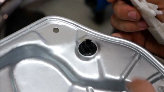 Vw Polo 9N Fensterheber Hinten wechseln| Anleitung | Replace Window Regulator смотреть онлайн