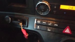 Mercedes aktros evro 6 . Дальнобой . Мерседес акроc 2015 Приборная панель,кнопки и  эксплуатация