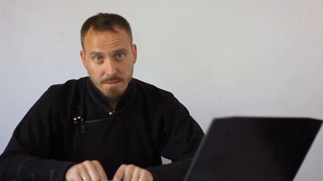 “В какую церковь ходит Бог”: разбор протестантского видео