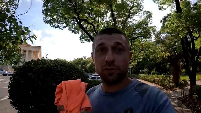 На АвтоДоме в АБХАЗИЮ. Самодельный автодом. Краснодар Живем в центре города в Сочи на автодоме.