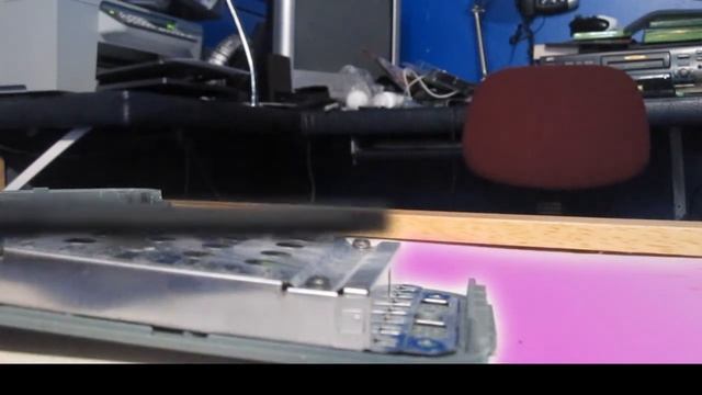 How To: Take Apart Your Xbox 360 HDD смотреть онлайн