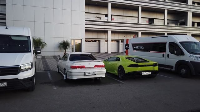 BMW M4, KTM X-BOW, PORSCHE 911 на треке. Круг на Cayman GT4 по трассе Формулы-1 смотреть онлайн
