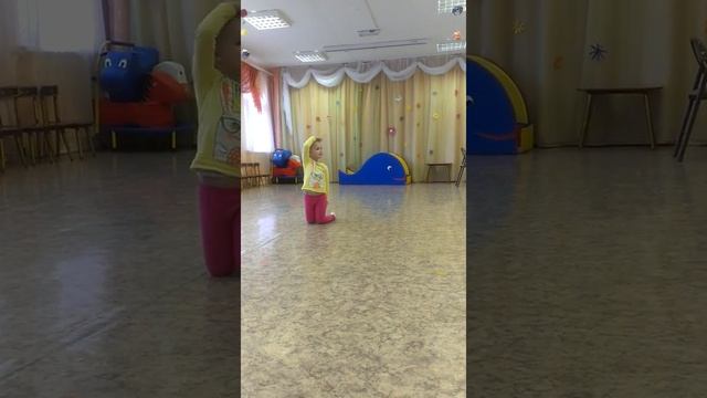 Мышь полезла в первый раз посмотреть который час смотреть онлайн