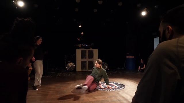 1/8 Reflective (Chel) vs Азария (Уфа) смотреть онлайн