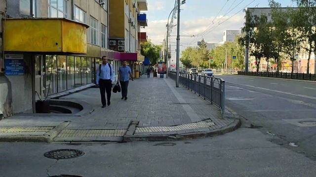 Прогулка по Новосибирску. От центра в сторону набережной по Красному проспекту смотреть онлайн