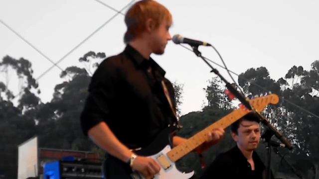 rocknycliveandrecorded.com: Paul Banks @FYF Fest смотреть онлайн
